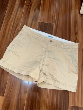 Size 8 Old Navy shorts